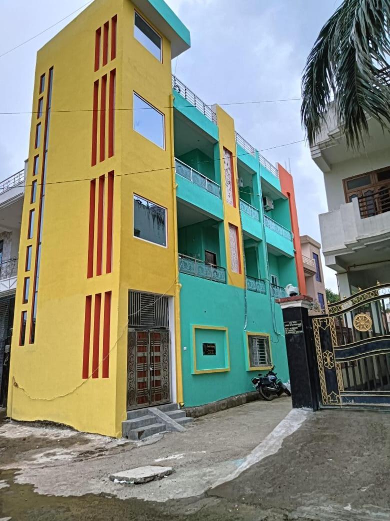 Amrita Residency Vila Varanasi Exterior foto